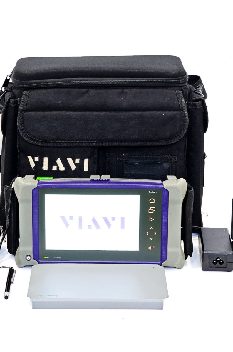 Calibrated Viavi MTS 4000 V2 + 4138 FB65 1310/1550/1650 Live OTDR 43/41/41 dB