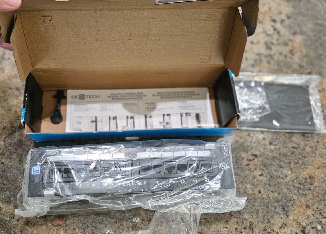 CE Tech 637426 Cat 5e Mini 12 Port Patch Panel with 89D Mounting Bracket