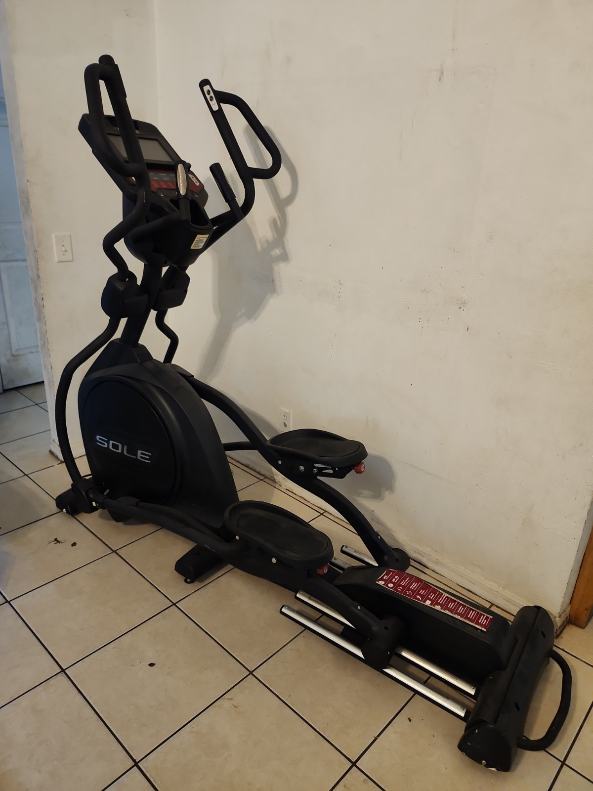 SOLE E95 Eliptical