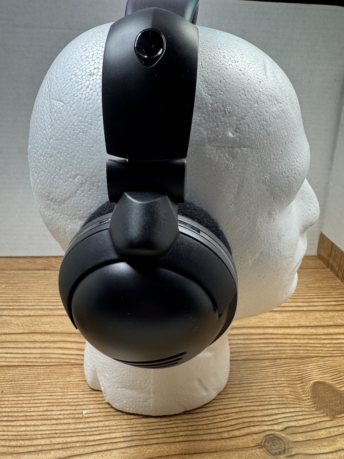 Alienware Gaming Headphones Wired with Microphone Genuine Original