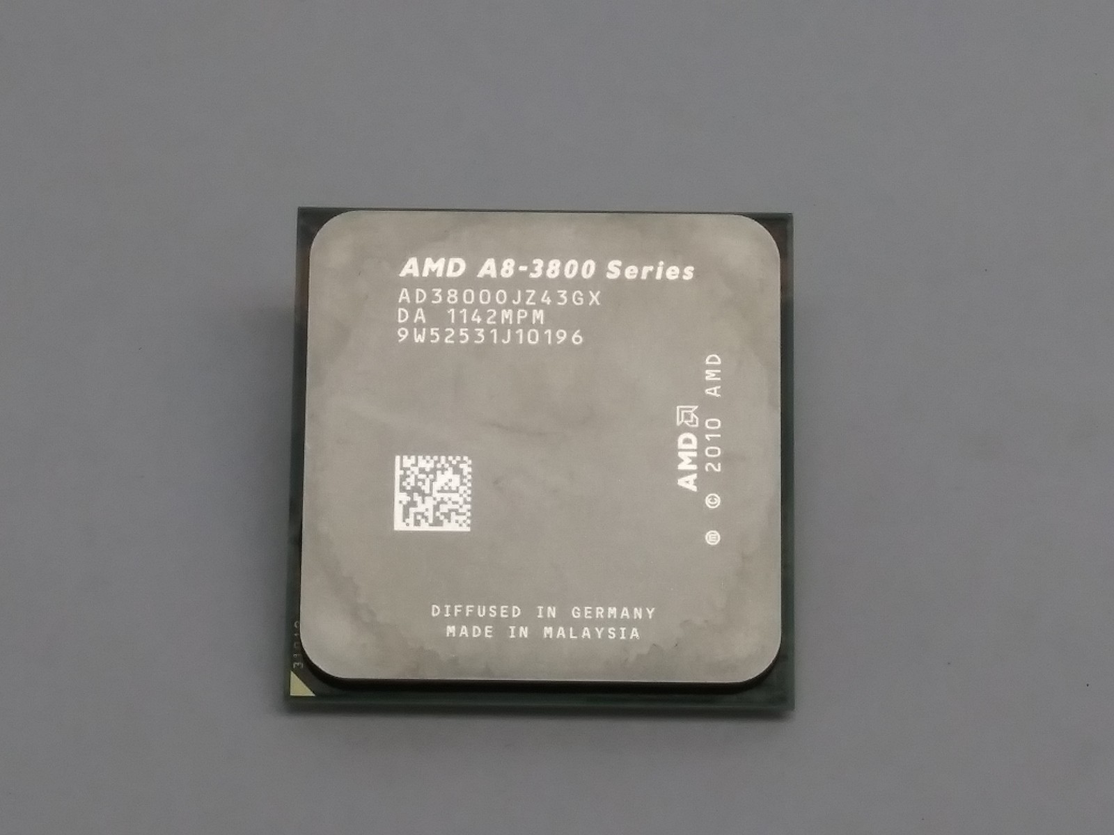 AMD A8-3800 2.40 GHz Socket FM1 Desktop CPU Processor AD38000JZ43GX
