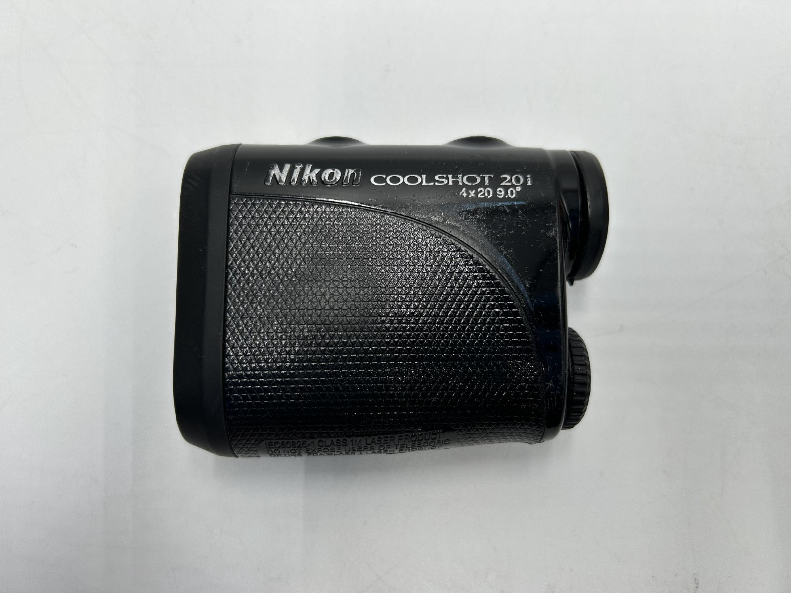 Nikon Coolshot 20i Range Finder and Case BUNDLE (C-102)
