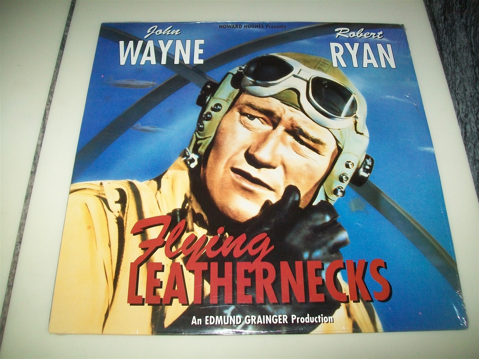 FLYING LEATHERNECKS Laserdisc LD BRAND NEW SEALED VERY RARE JOHN WAYNE W/TRAILER