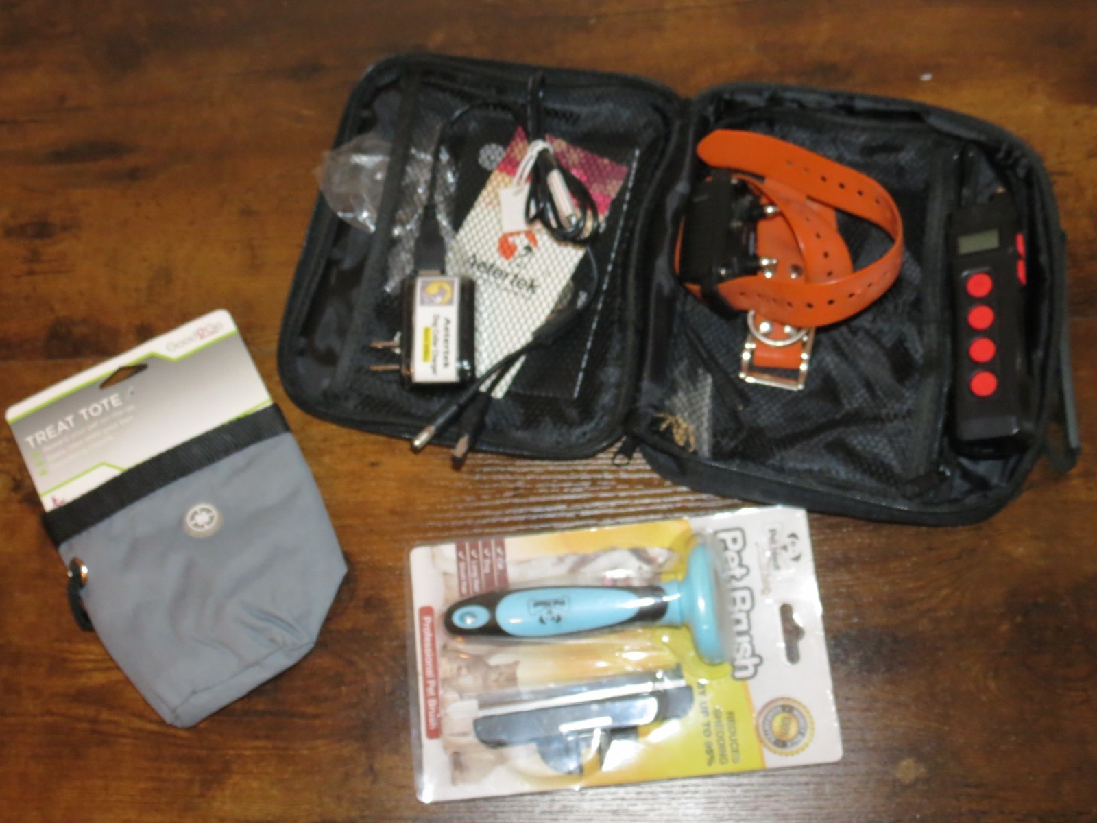 Aetertek AT-919C-1 1100 Yard 10 Level 1 Dog Training Collar + treat pouch ++