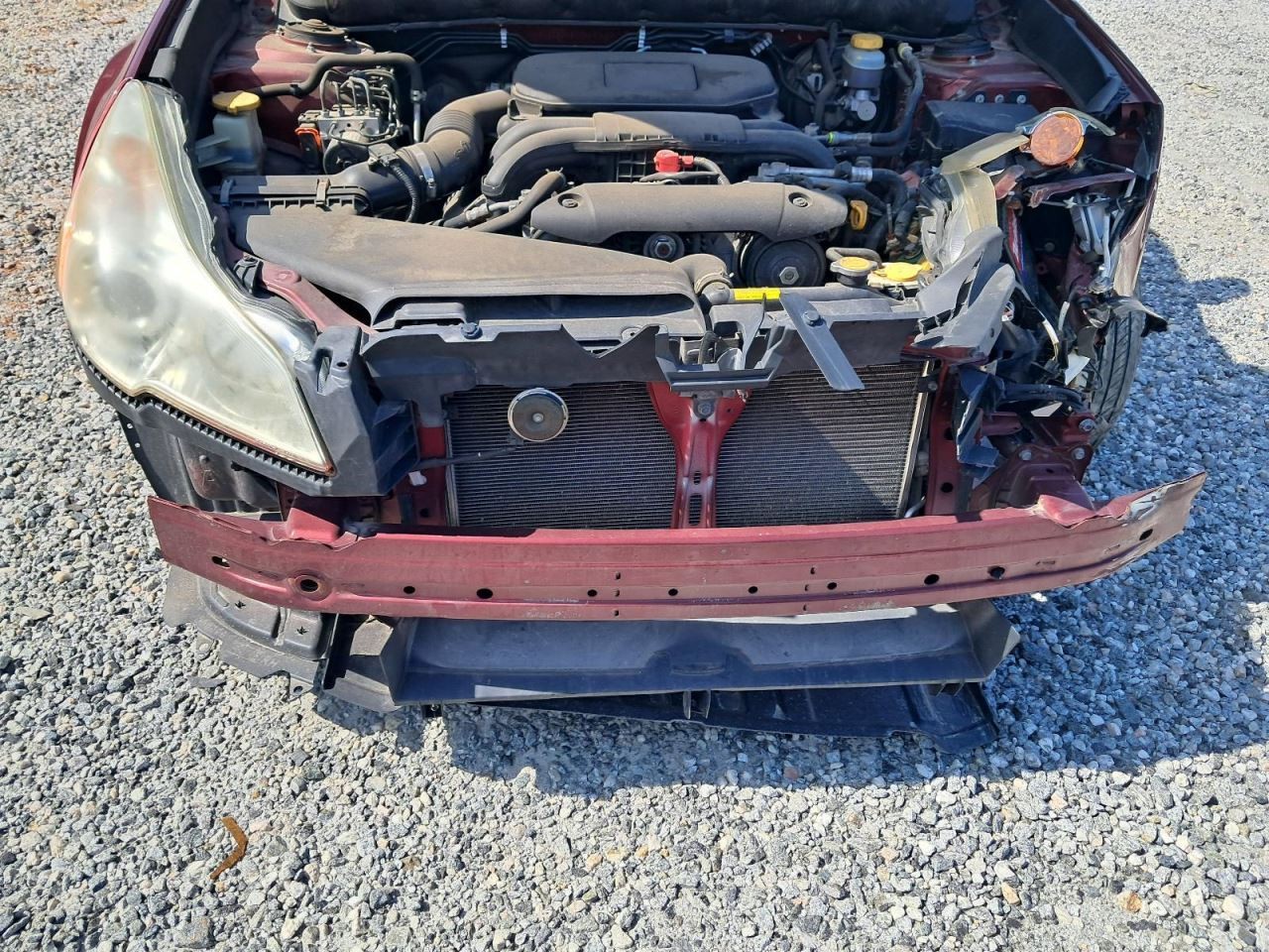 LEGACY 2010 Glove Box 4782571