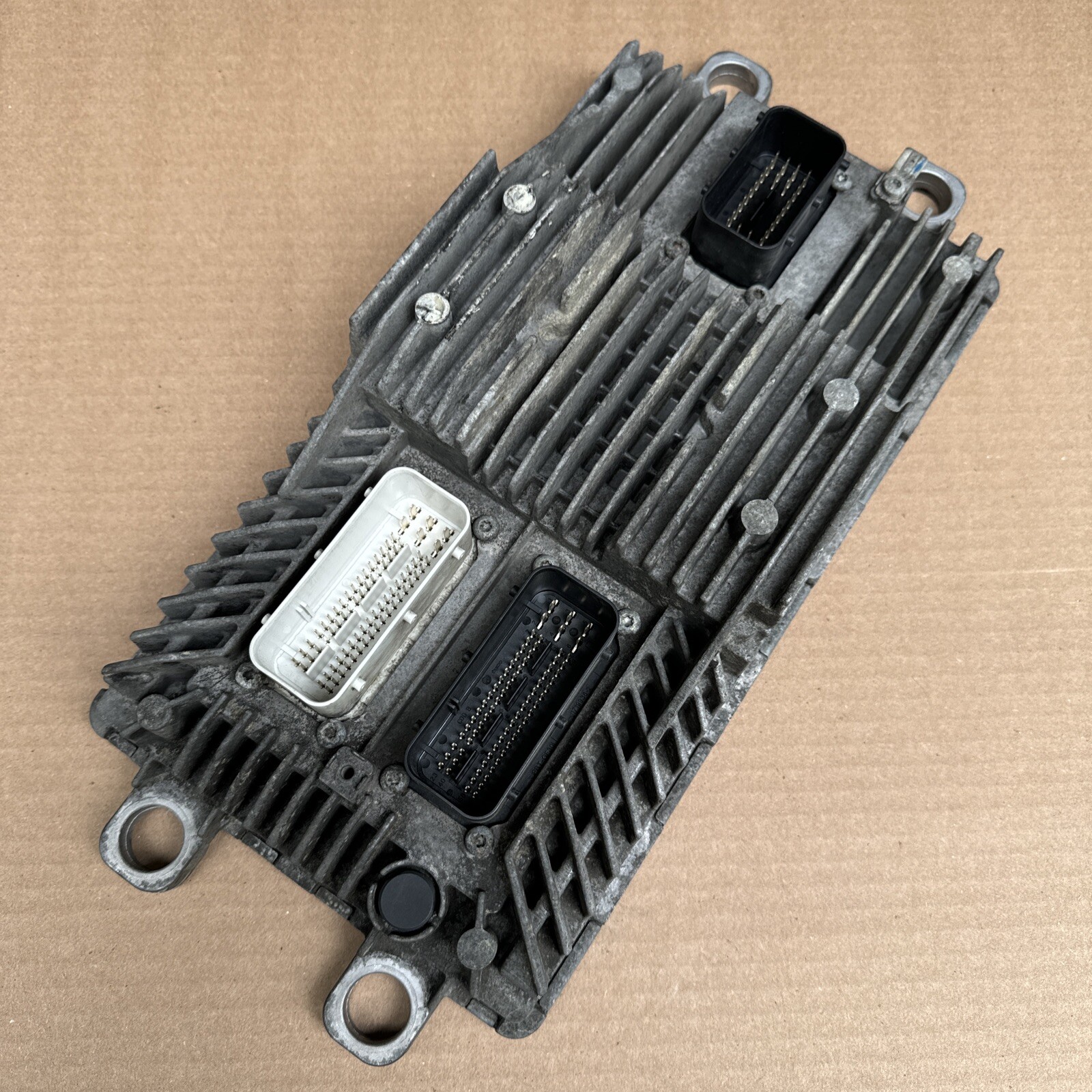 1883034C91 INTERNATIONAL MAXXFORCE DT ECM ECU PCM PCU ENGINE MODULE COMPUTER