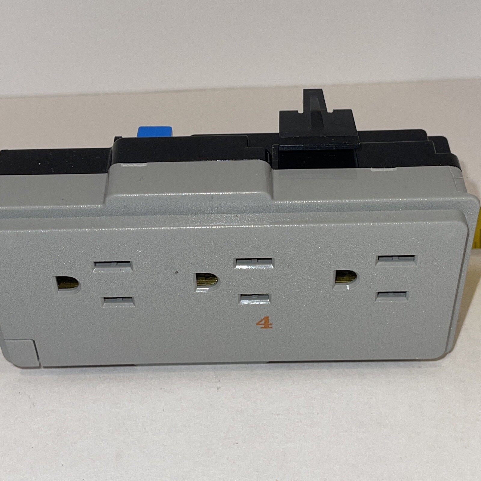 Intertek Haworth Receptacle PBR3 # 4, ￼ For Use With PBDHB Office Furniture