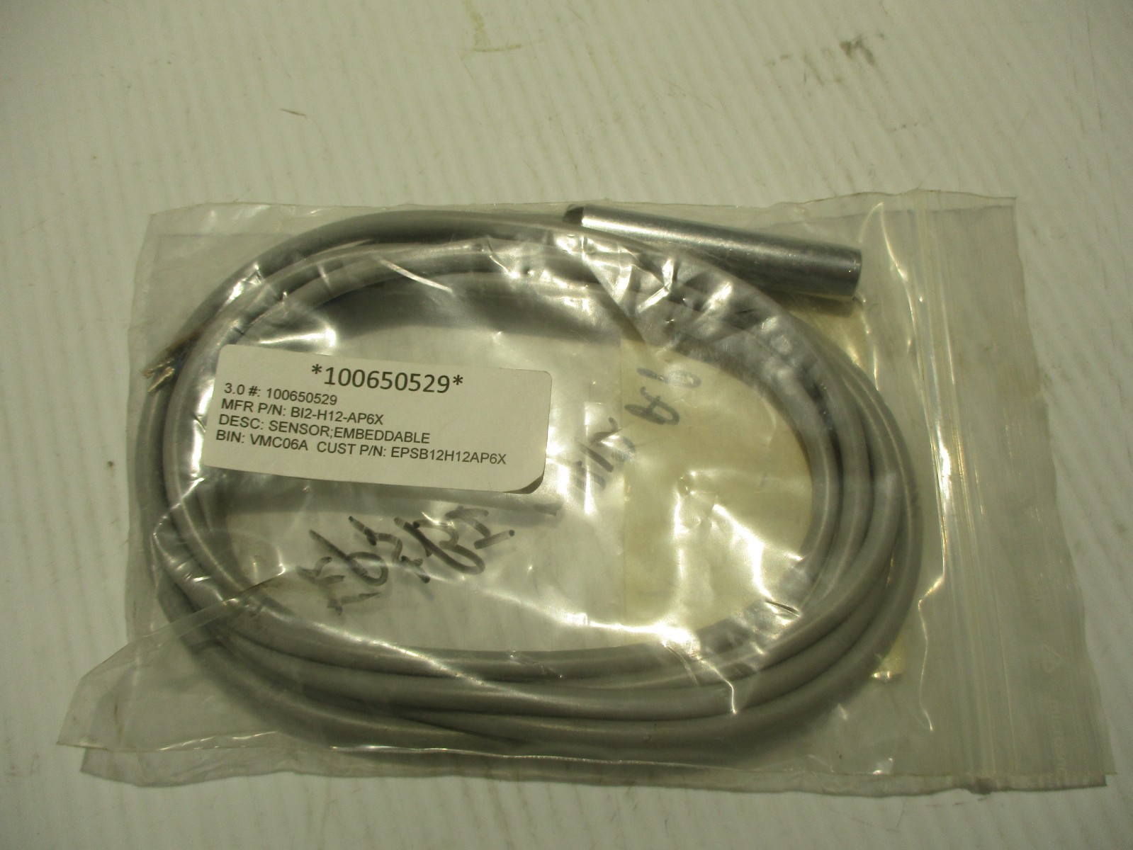 NEW TURCK BI12-H12-AP5X EMBEDABLE SENSOR