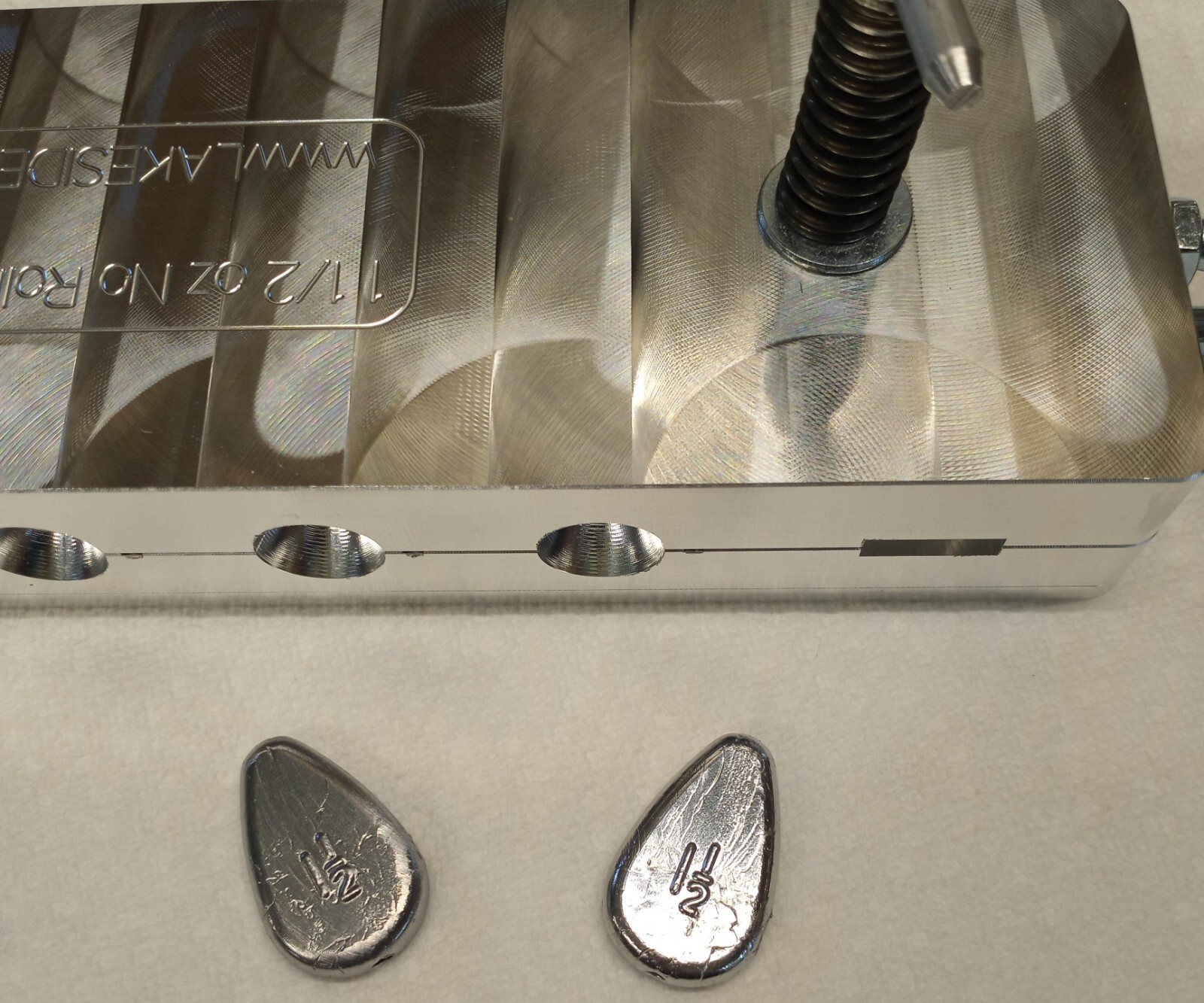 1.50 oz No Roll Sinker Mold - 12 CAVITY Production Mold
