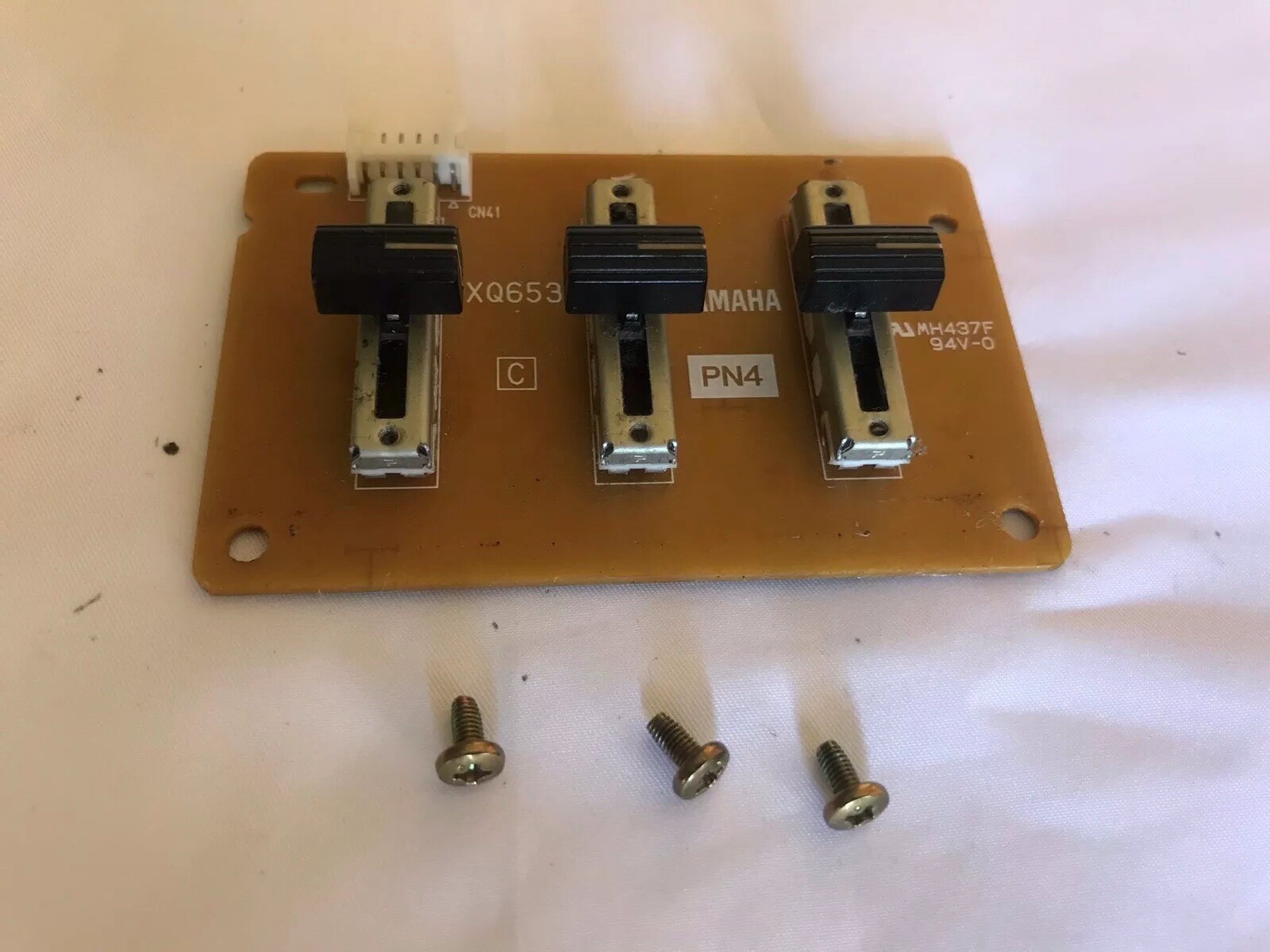 Yamaha P-150 Digital Piano 88-keys EQUALIZER BOARD ASSEMBLY XQ653/PN4