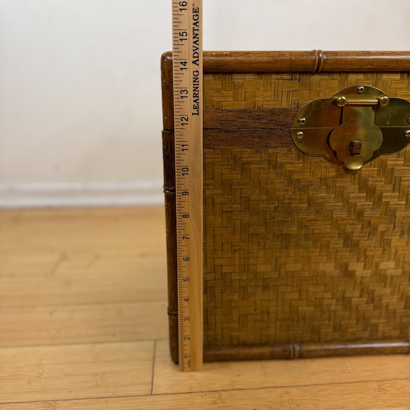 Vintage Bamboo Lidded Chest Trunk Hamper Herringbone Woven Wicker