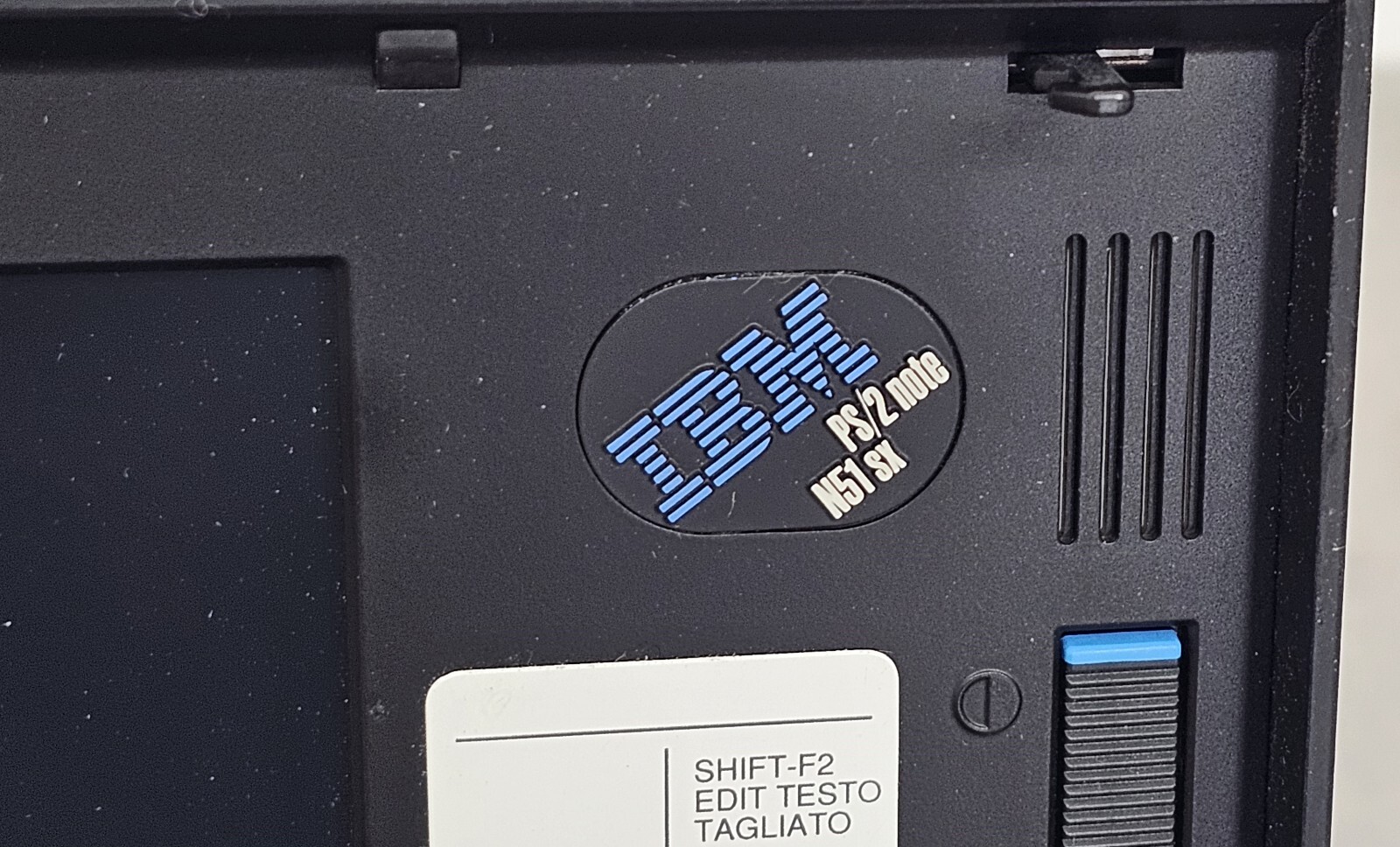 IBM PS/2 Note N51 SX Notebook Computer