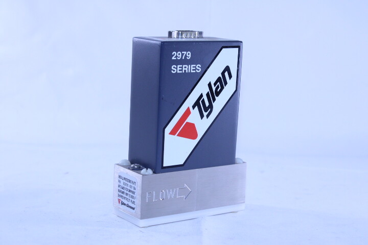 TYLAN mass flow controller FC-2979MEP5 200 SCCM SF6