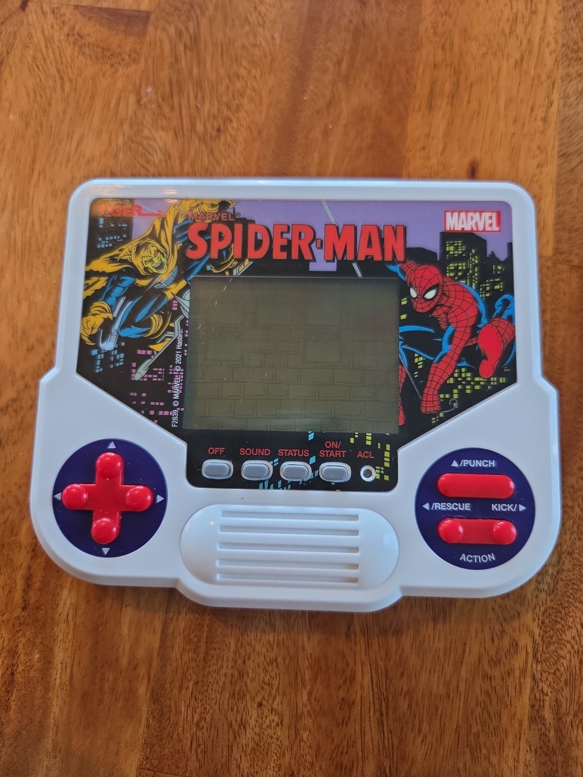 Tiger Handheld Game Electronic Spider-Man Kids Game Collectable Marvel Spiderman
