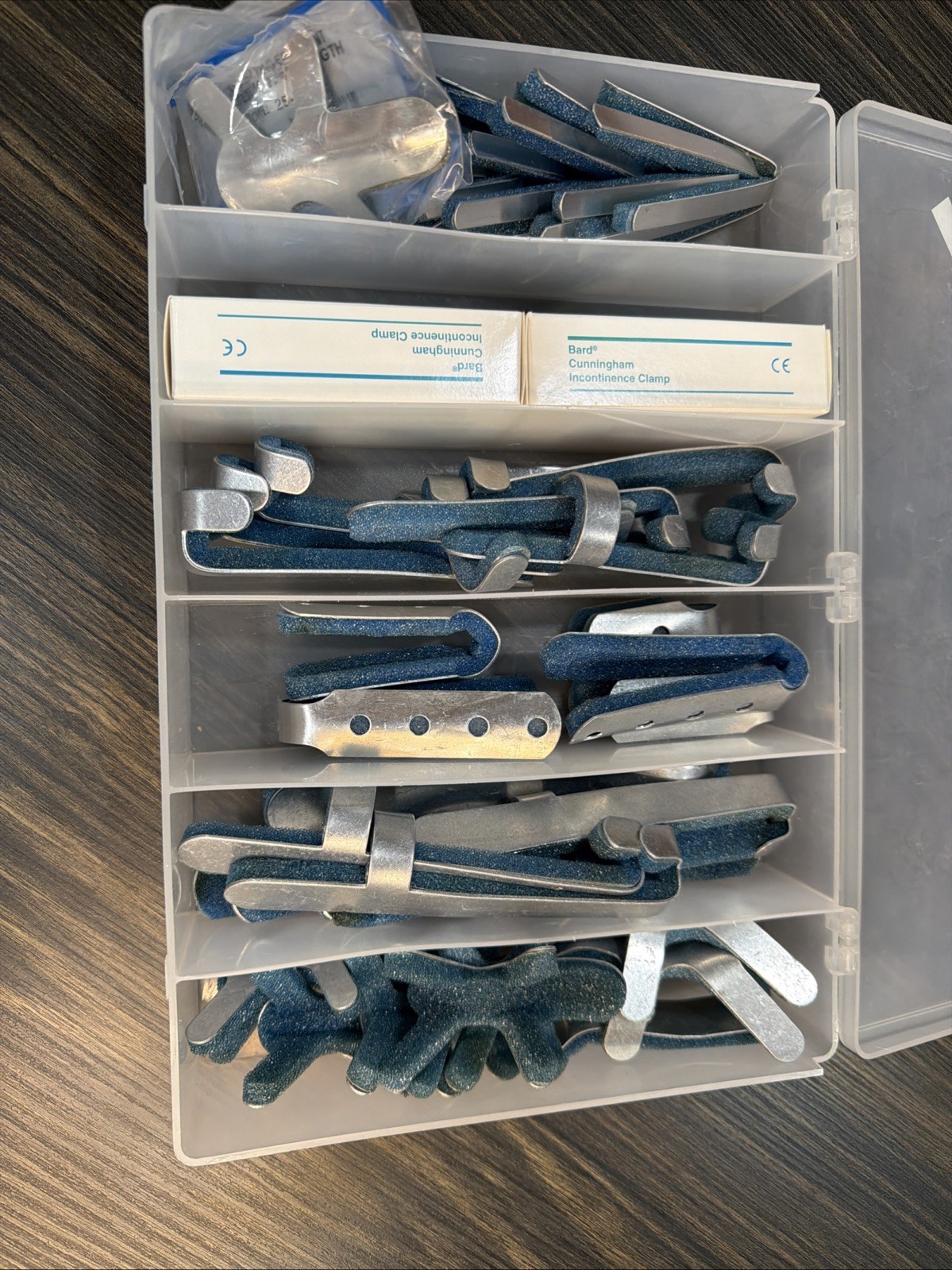 Lot Of Old Finger Braces Read Description  Lot Of 30ish As Is Condition**
