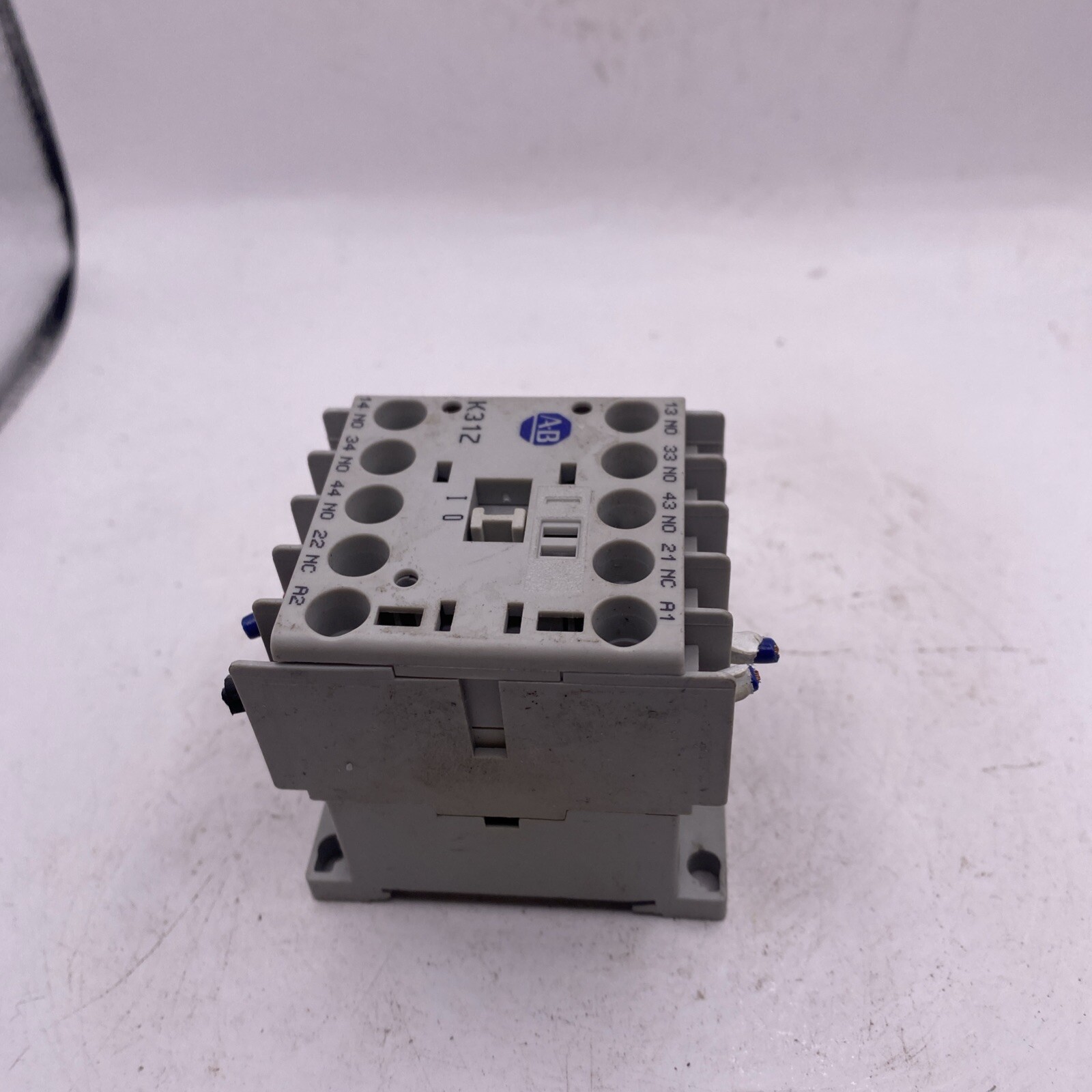 ALLEN BRADLEY 700-K31Z-* / 700K31Z* (USED)
