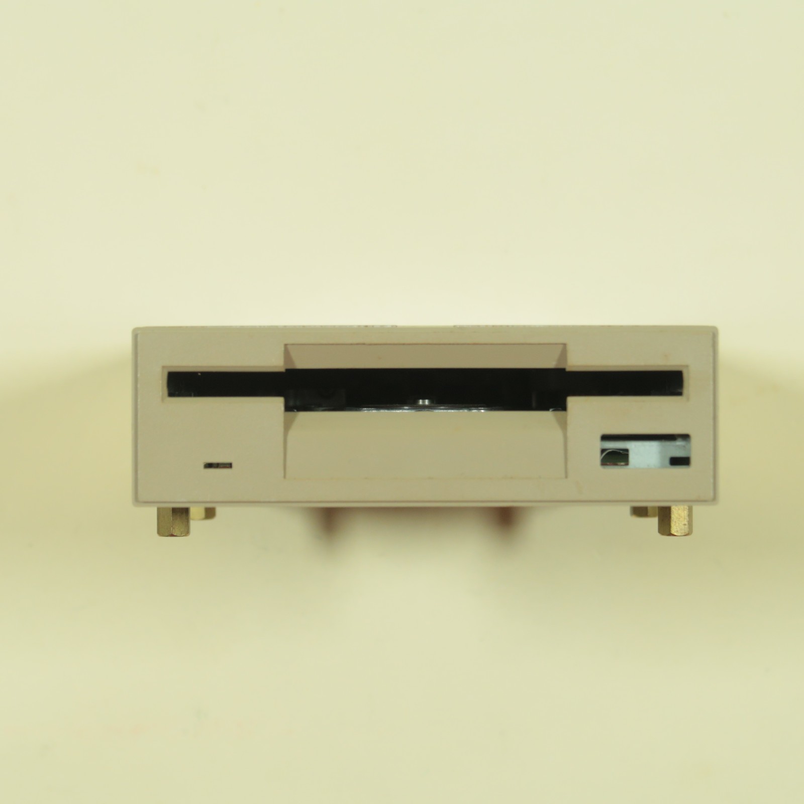 Vintage Chinon FB-354 3.5" Floppy Drive Commodore Amiga 500 2000 Missing Button