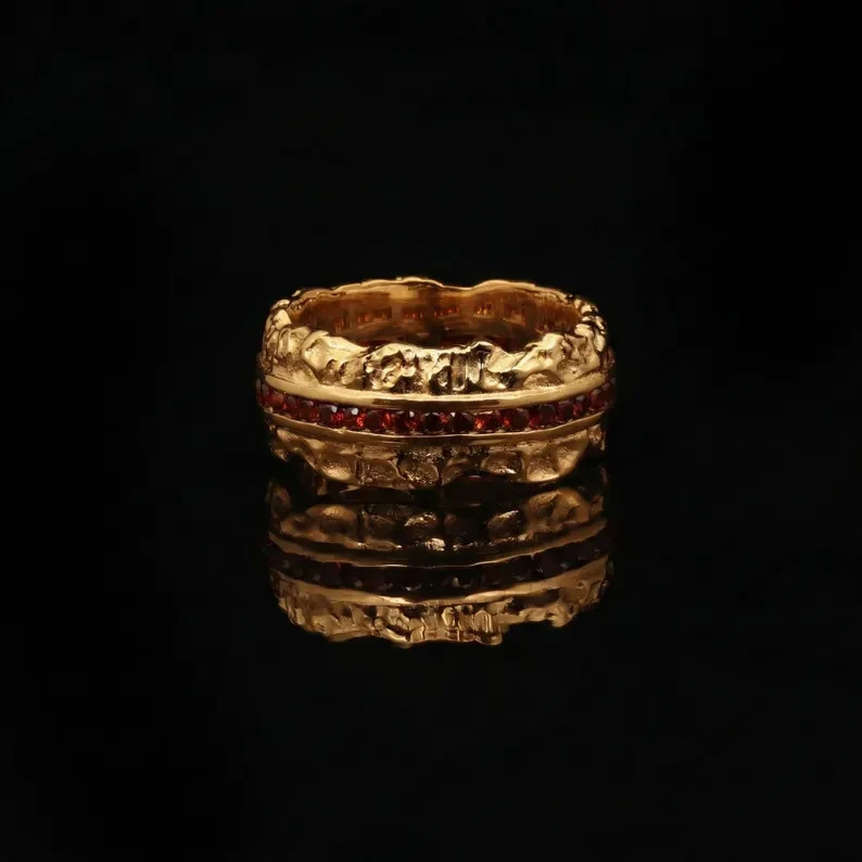 Men’s Garnet Wedding Band, 18K Gold Gothic Vintage Hammered Band Gift Jewelry