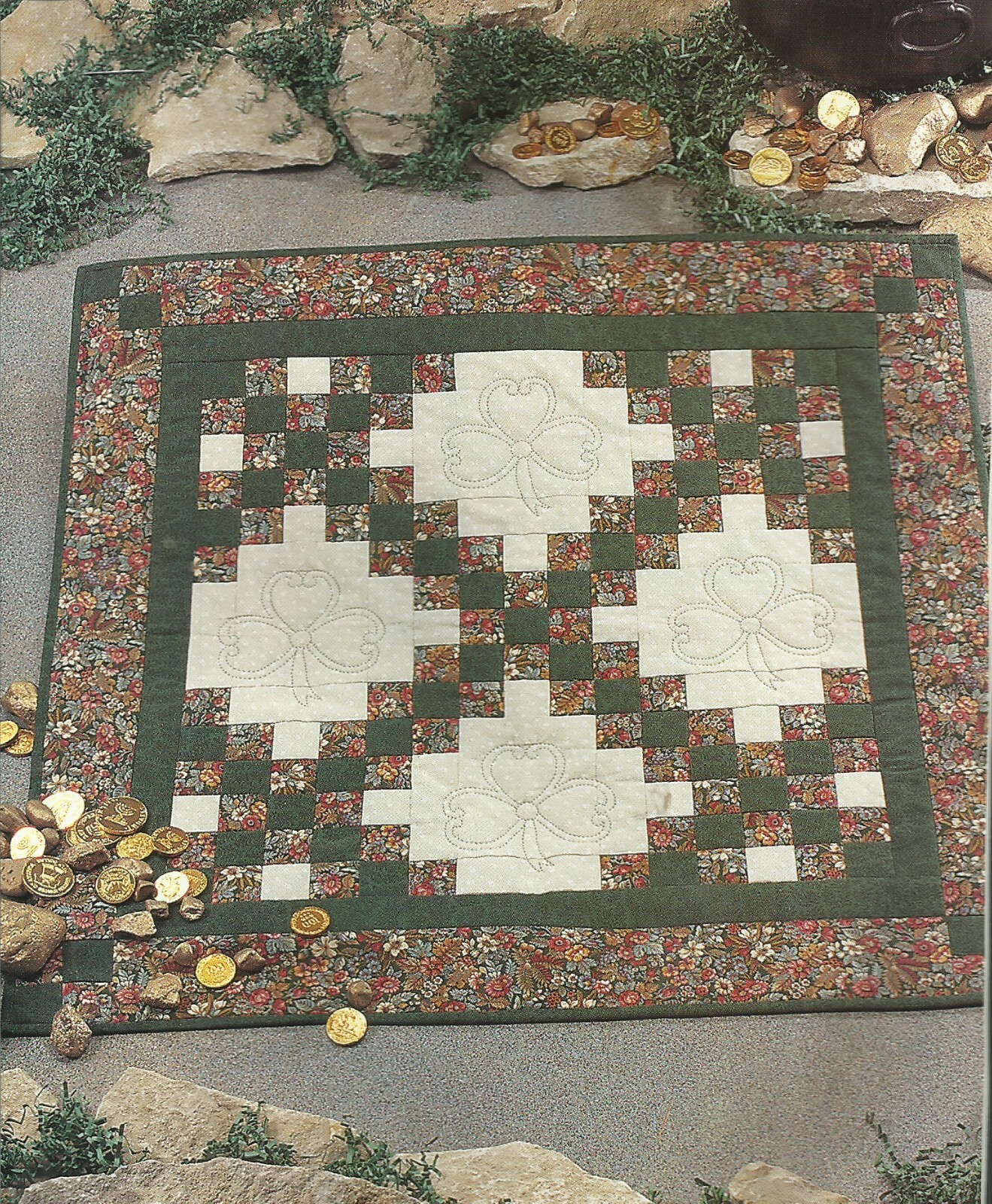 E0305   LUCKY SHAMROCK QUILT  PATTERN/INSTRUCTIONS