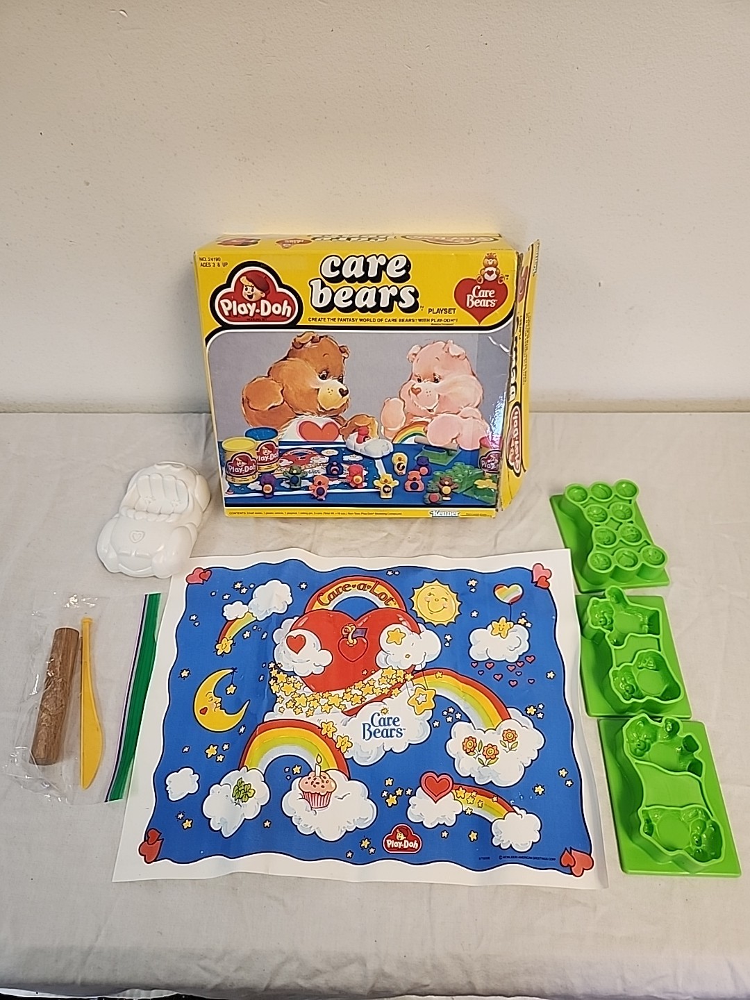 Vintage CARE BEARS  Play Doh  Set #24190  Molds Mat Car 80'S KENNER