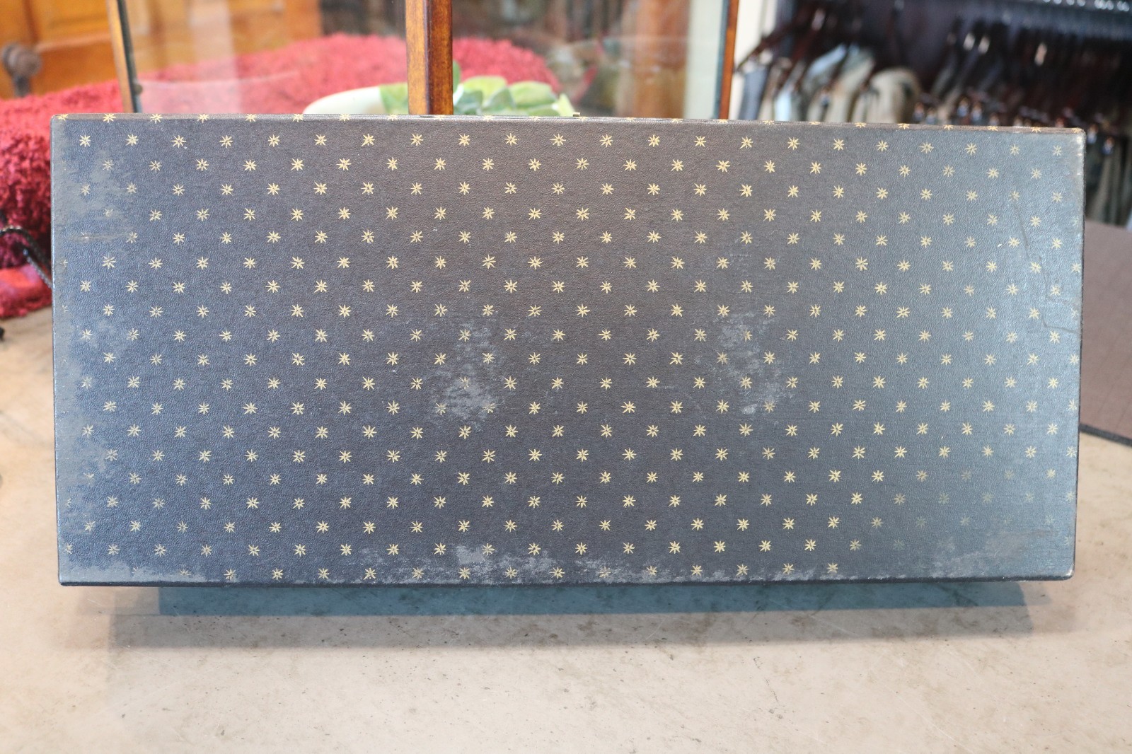 VTG GLO HILL GOLD'N'EBONY STORAGE BOX