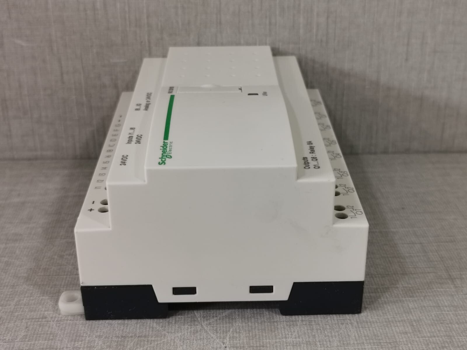 SCHNEIDER ELECTRIC ZELIO SR2 E201BD COMPACT SMART RELAY