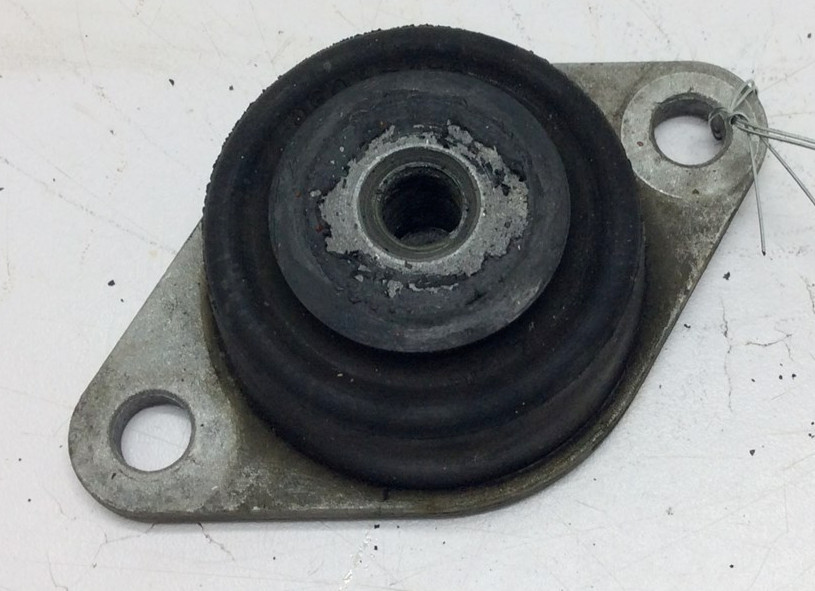 Arctic Cat Motor Mount F5 F6 F8 EFI LXR Sno Pro Bearcat 0608-496 07-20