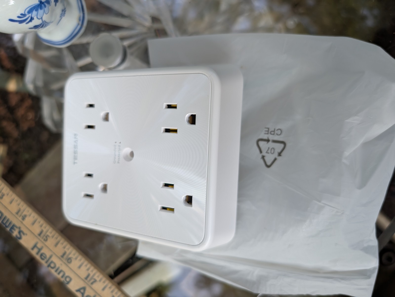 TESSAN Flat Plug with  8 outlet