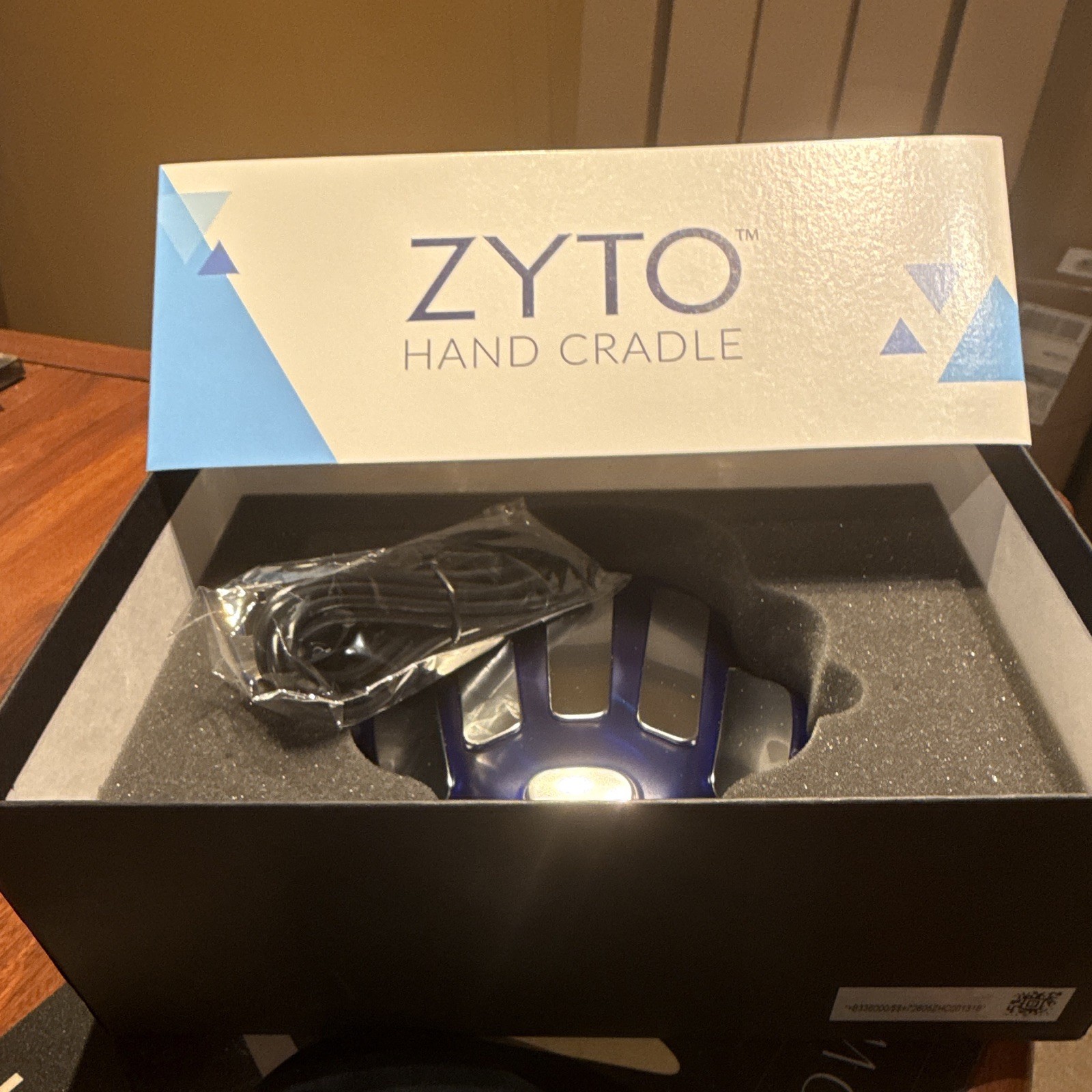 ZYTO Hand Cradle Electronic Monitor, Digital Display, USB, Blue/Black w/ Cable