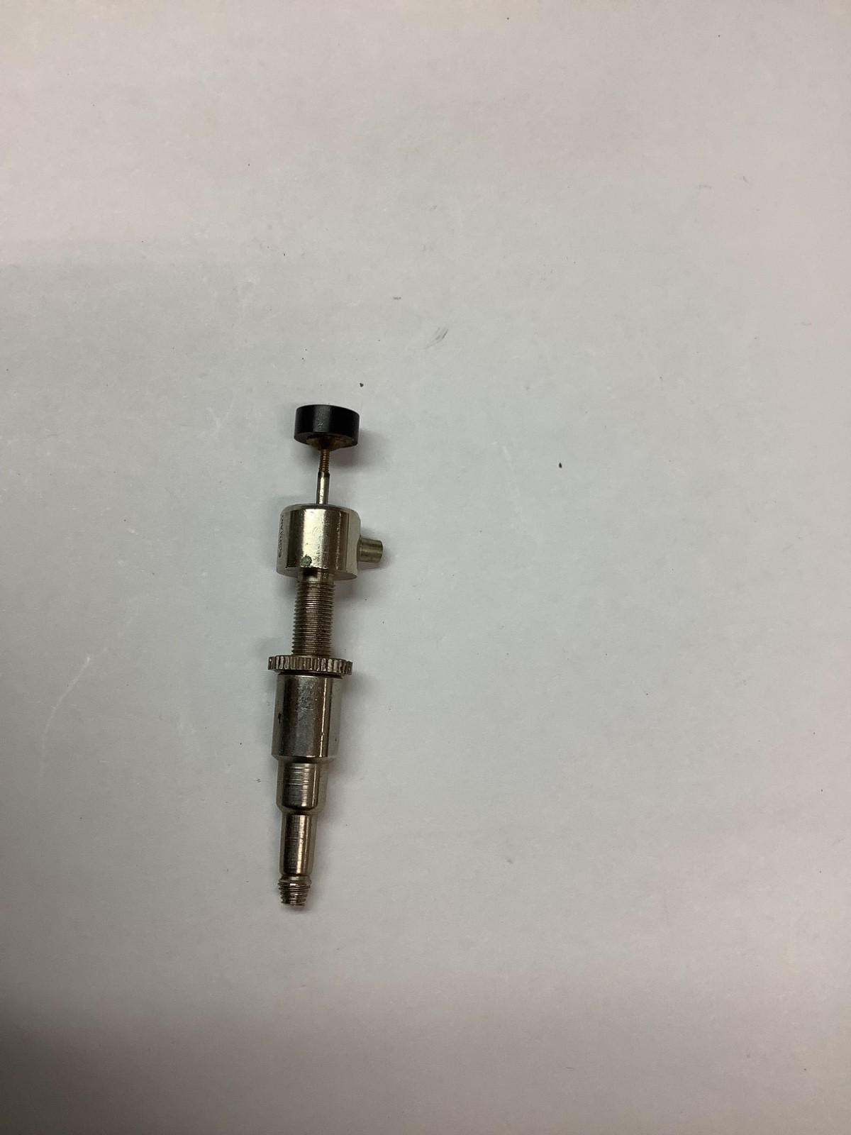VINTAGE PNEUMATIC AIR / PUSH BUTTON SHUTTER RELEASE ADAPTER