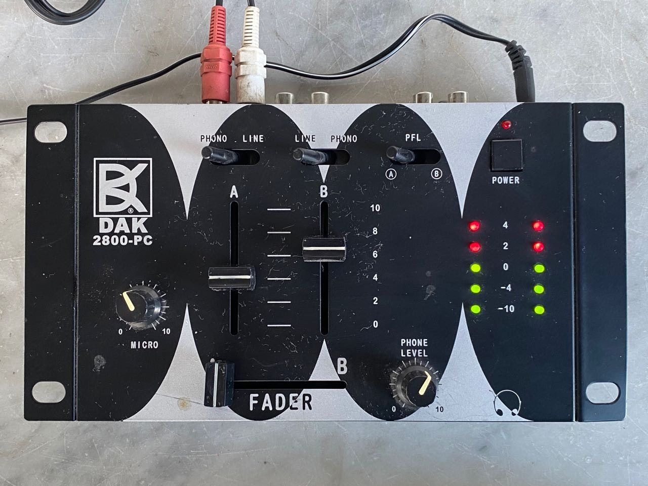 DAK 2800-PC Cross Fader. AB Phono Line Mic DJ Stereo Mixer