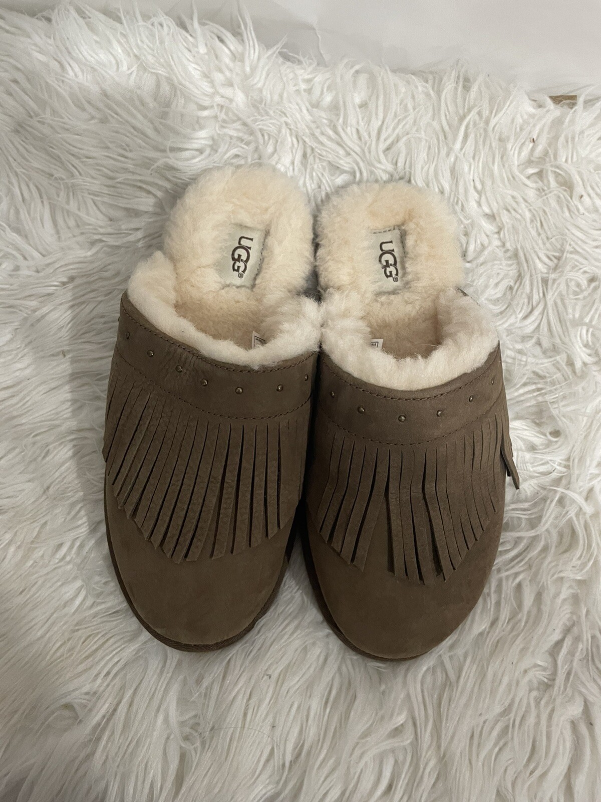 Ugg Womens Slippers Size 7 , Eu38