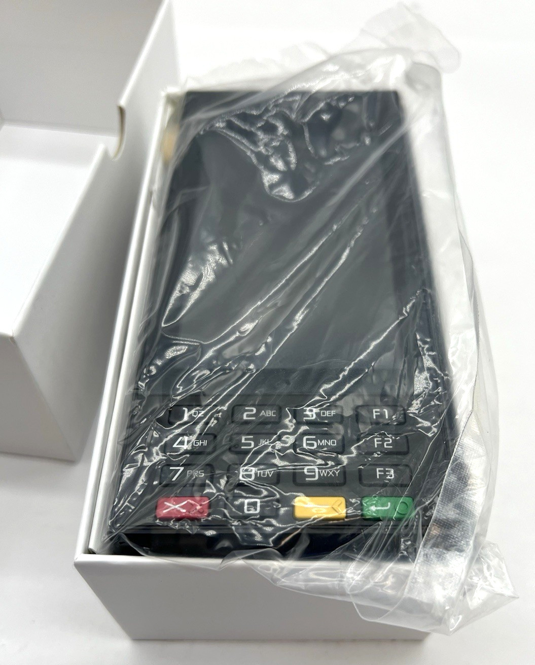 Genius Powered by bbpos Wireless Handheld Device Credit Card Reader 034011/E0882