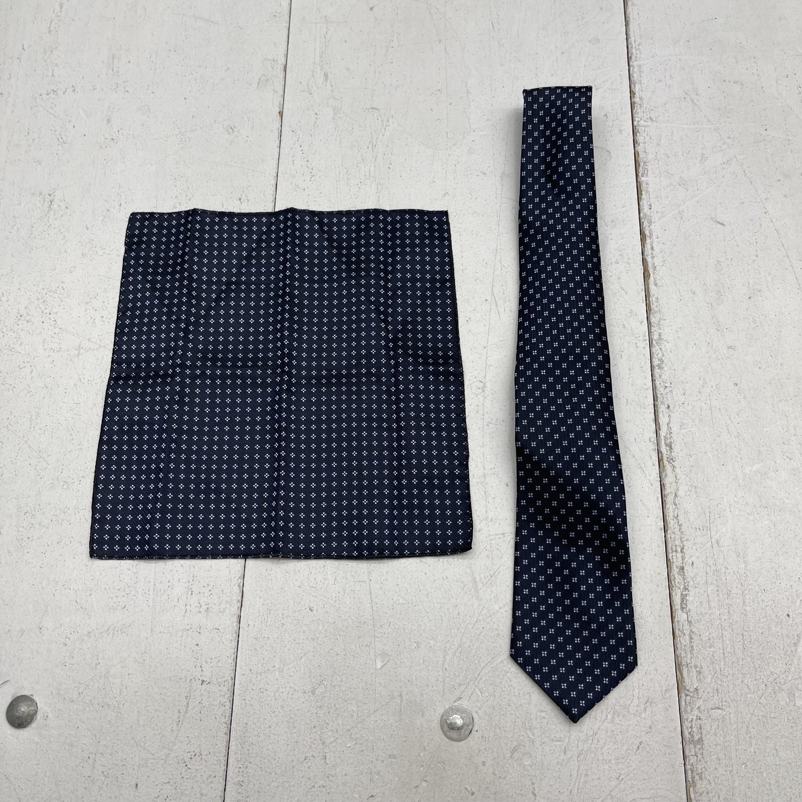 Tutal Of England Tie Pocket Square Set Mens One Size Blue Geometric Necktie