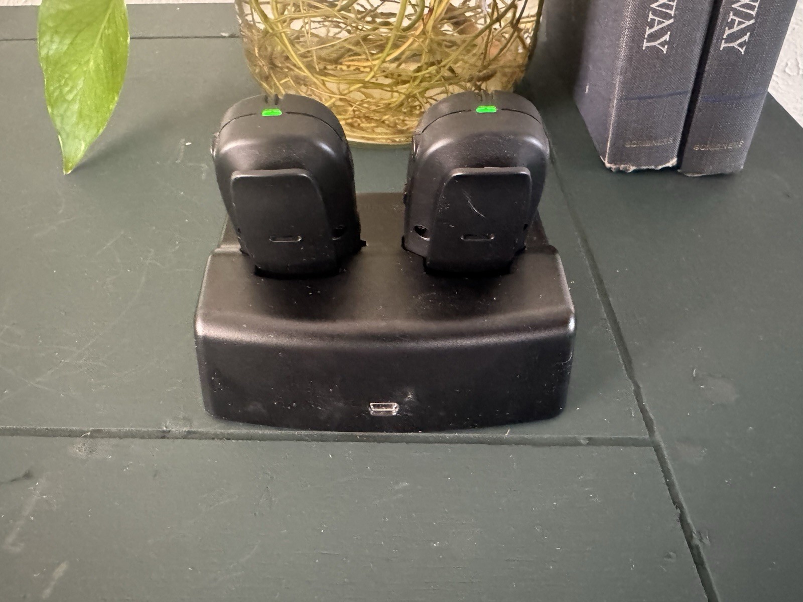 Extron VLC 302 VoiceLift Pendant Mics & Charging Station!