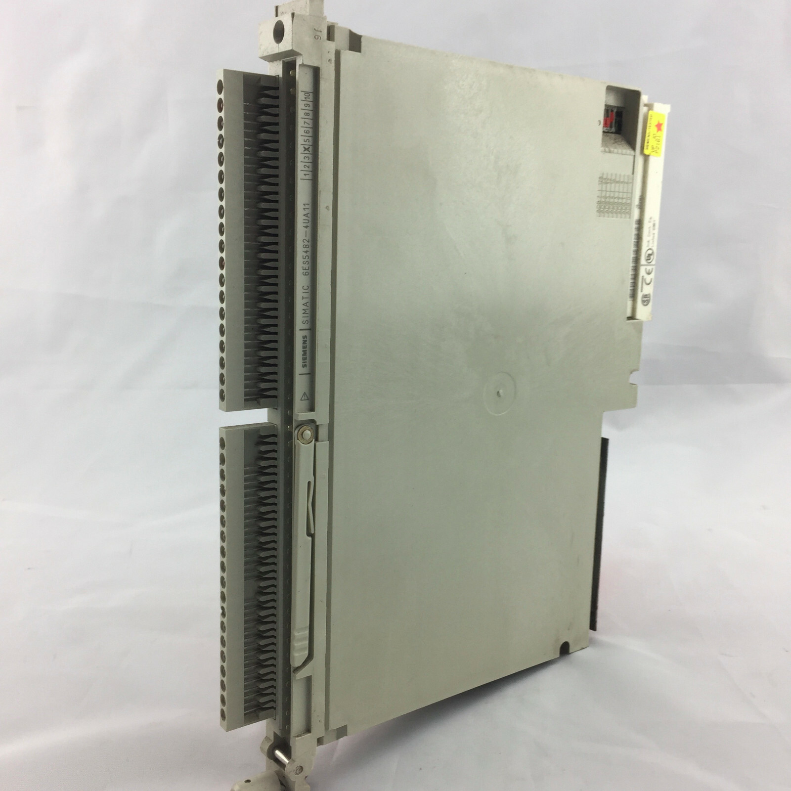 SIEMENS 6ES5 482-4UA11 6ES5482-4UA11 Digital Input/Output Module