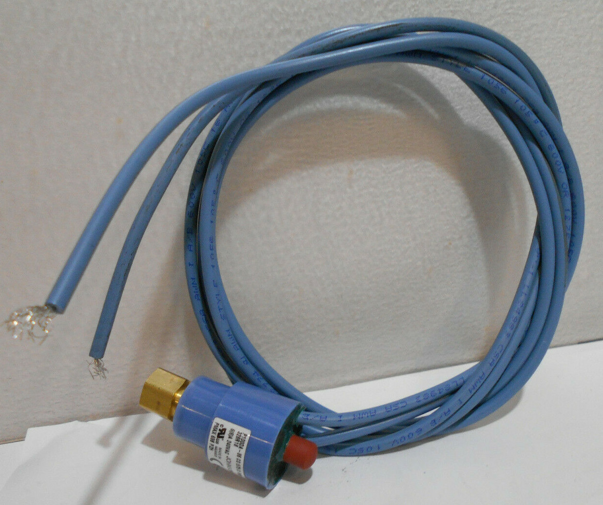 JOHNSON CONTROLS Pressure Switch,Open at 575, P100DA-86C