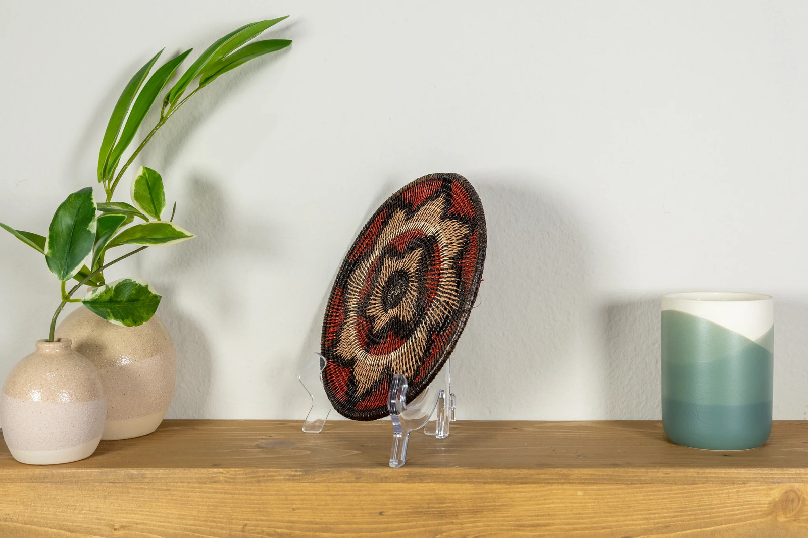 Heavenly Asteroid Small Basket Plate