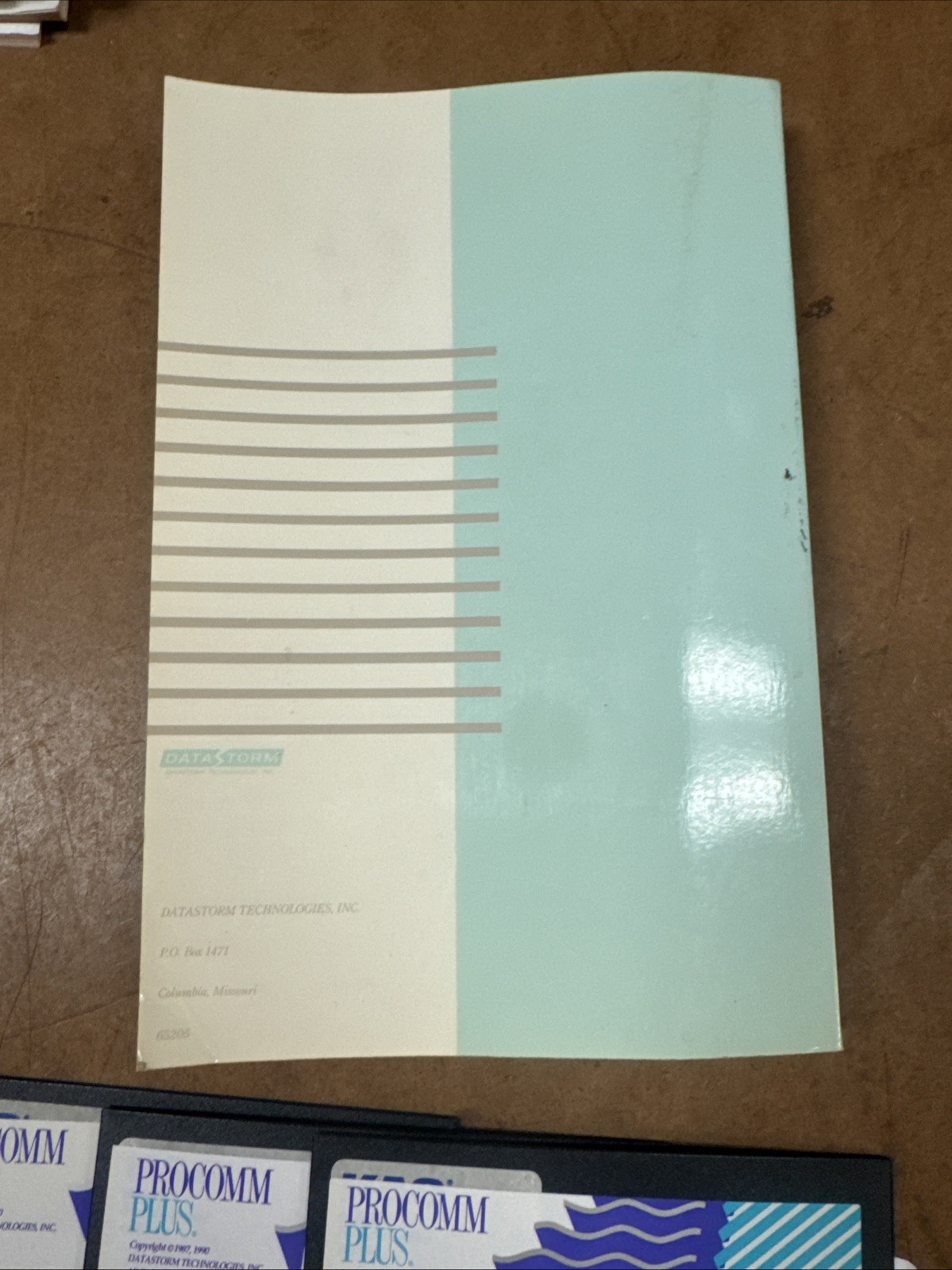 Procomm Plus Intuitive Communications Data Storm Classic, Complete