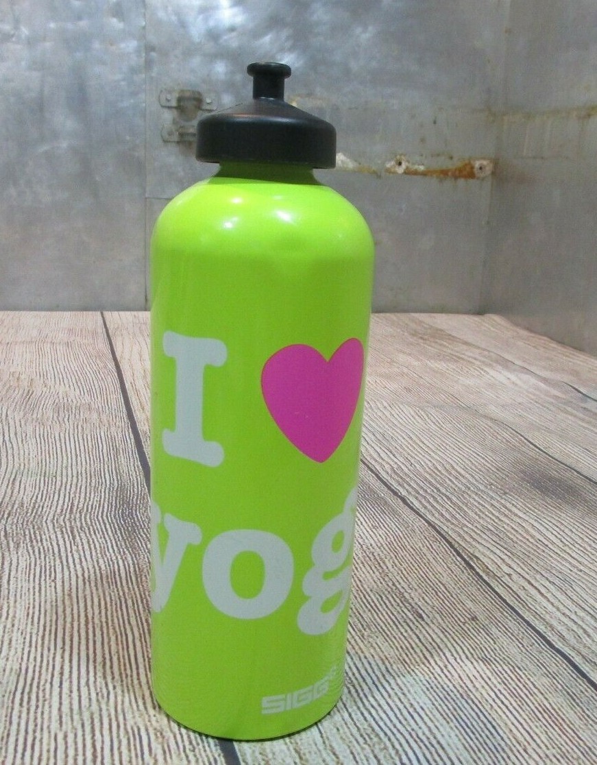 SIGG Lululemon I Heart Love Yoga Green Aluminum Reusable Sport Water Bottle
