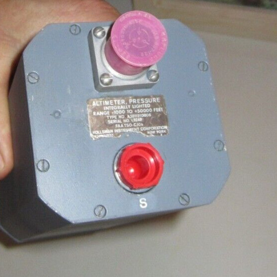 AIRCRAFT INDICATOR KOLSMAN ALTIMITER PRESSURE