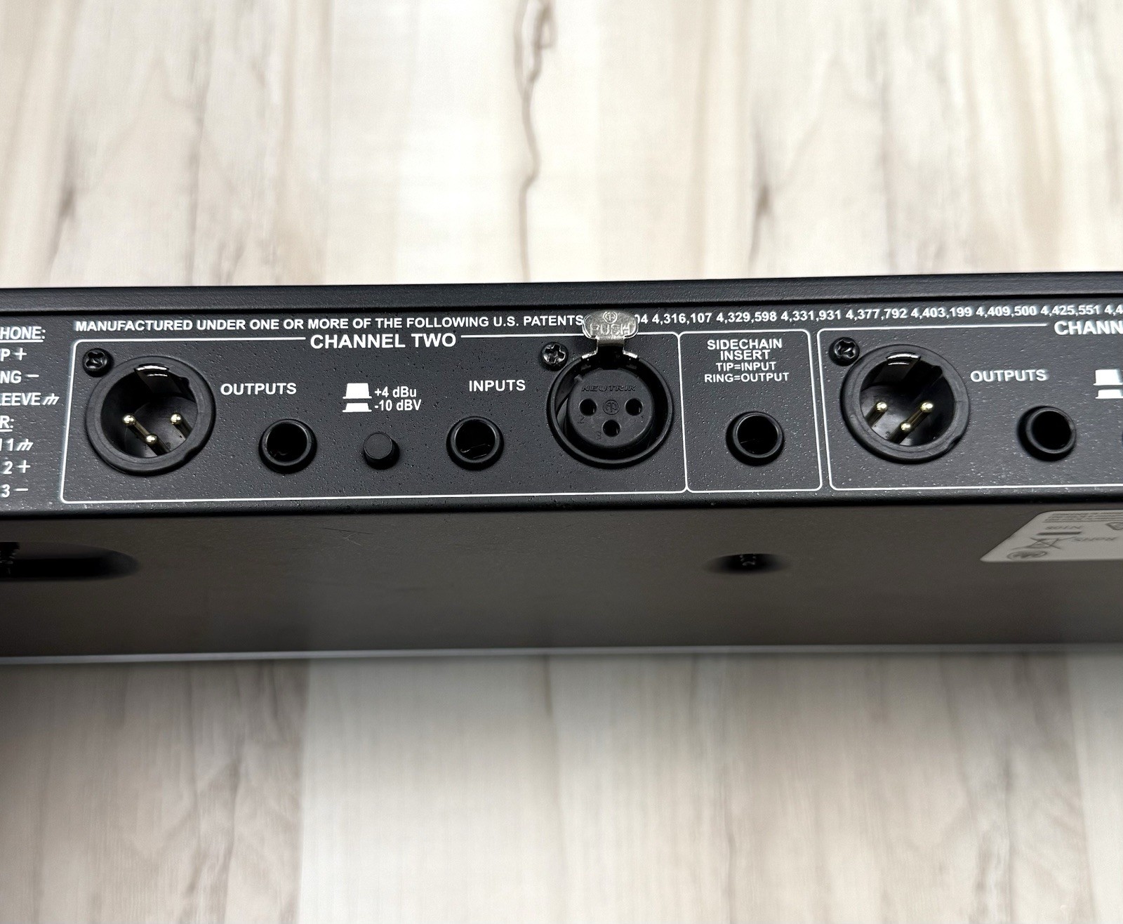 DBX 266xs 2-Channel Professional Audio Compressor/Gate Dynamic Effects Processor
