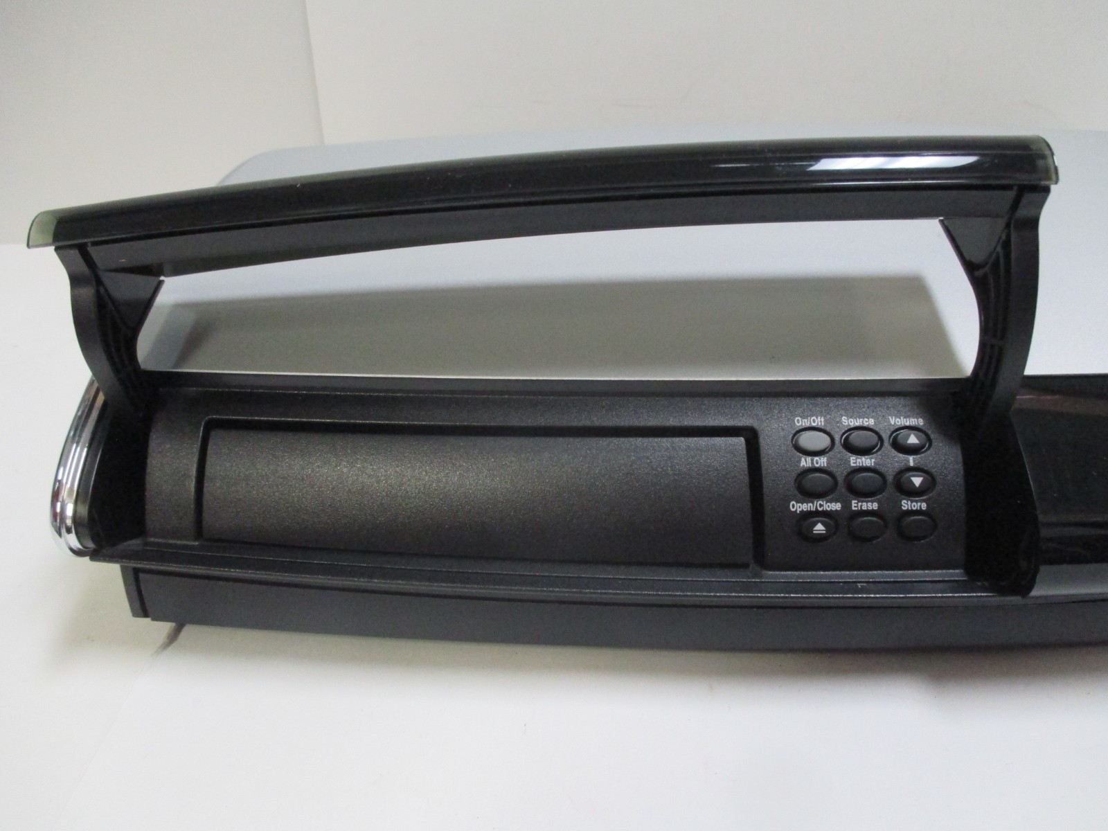 Bose AV18 Lifestyle 18 Media Center CD/DVD/MP3 Player w/ AC Adapter