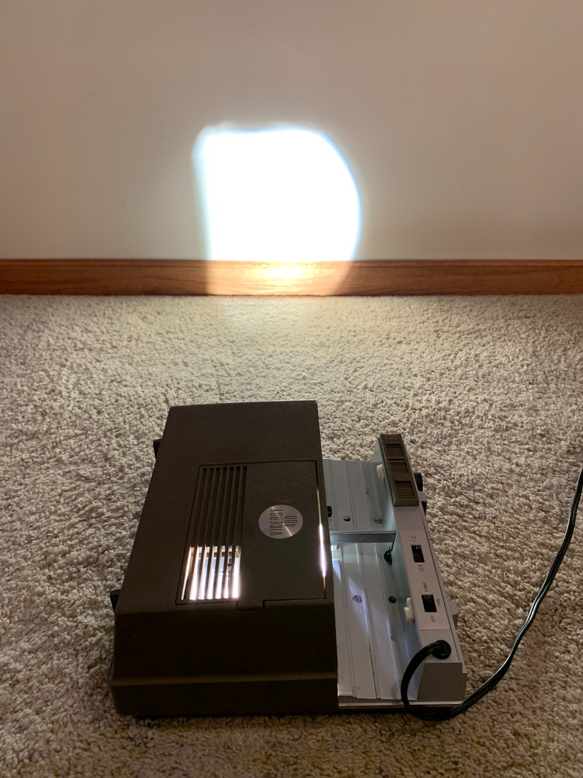 Vintage 1965 Viceroy Slide Projector Model 400 USA Made Tested