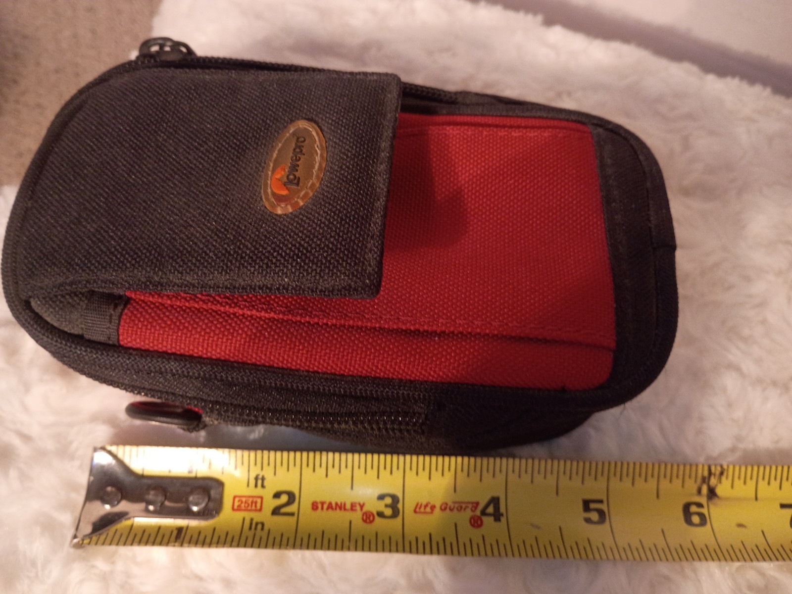 Lowepro Z20 Camera Case Pouch Red & Black Padded Pouch Belt Loop NO STRAP