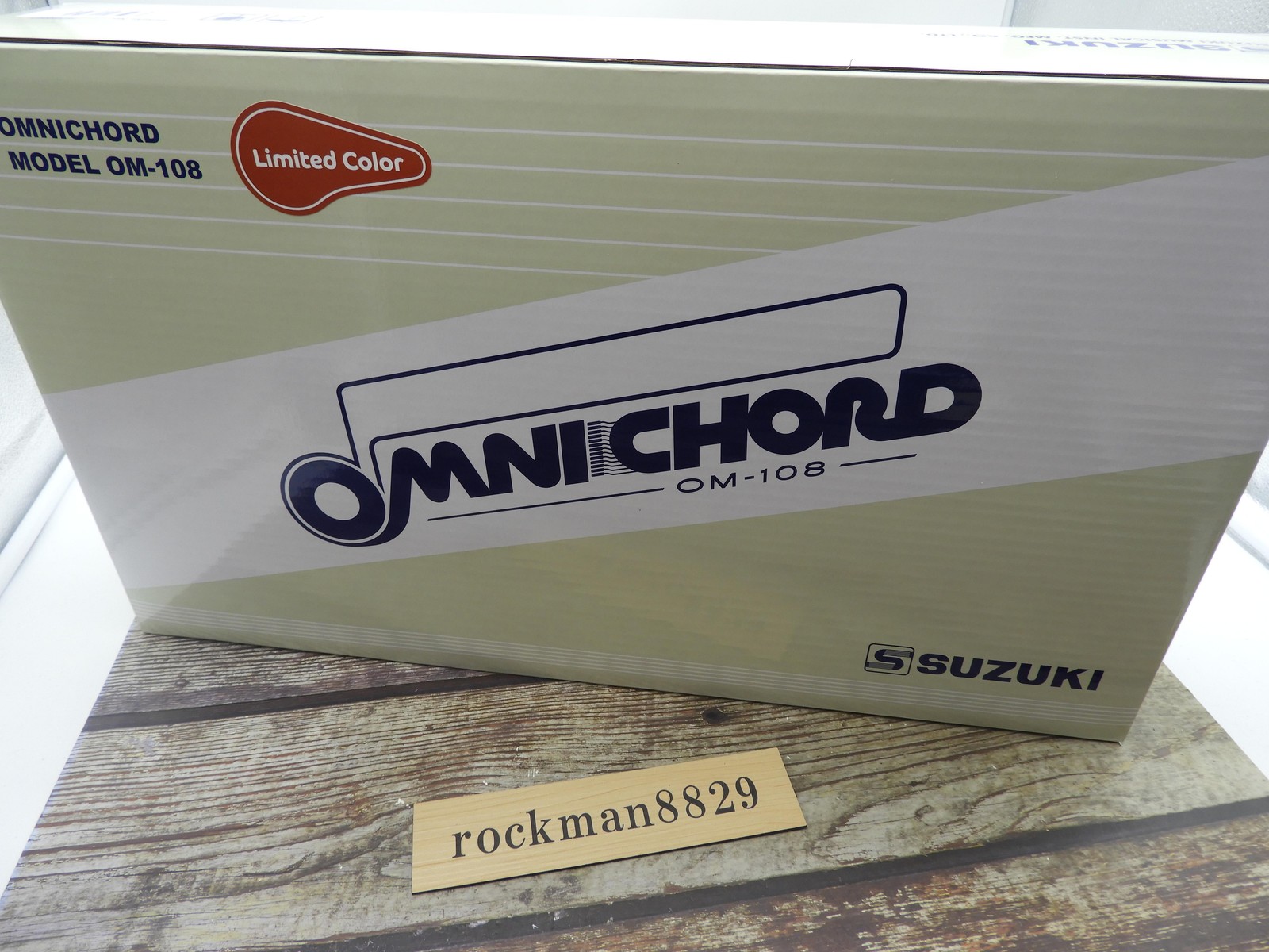 SUZUKI Omnichord OM-108 Red Limited Color World 1000 Units Electronic Instrument