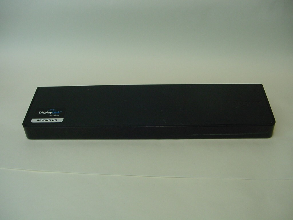 TARGUS UNIVERSAL DOCKING BAY ACP70USZ - NO POWER CORD INCLUDED
