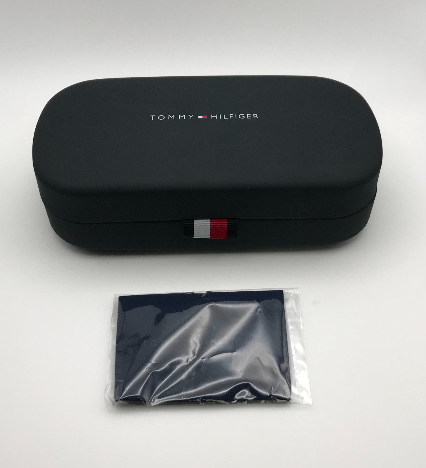 New Authentic Tommy Hilfiger Large Case Sun Eyeglasses Case,Cleaning Cloth Blue