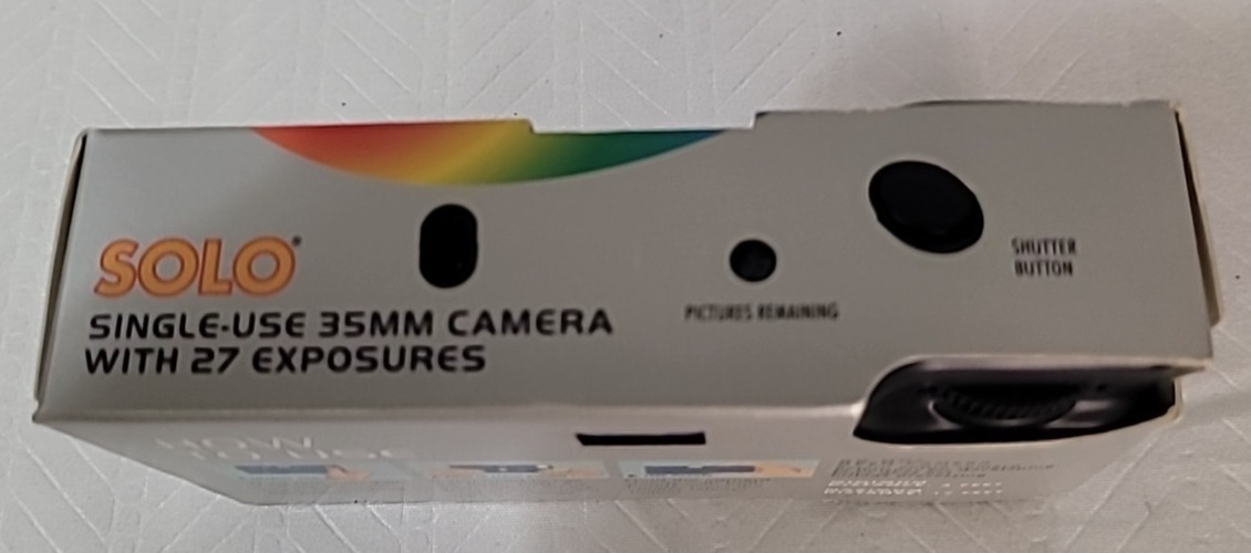 Solo Single-Use 35mm Camera with 27 Exposures with Built-In Flash
