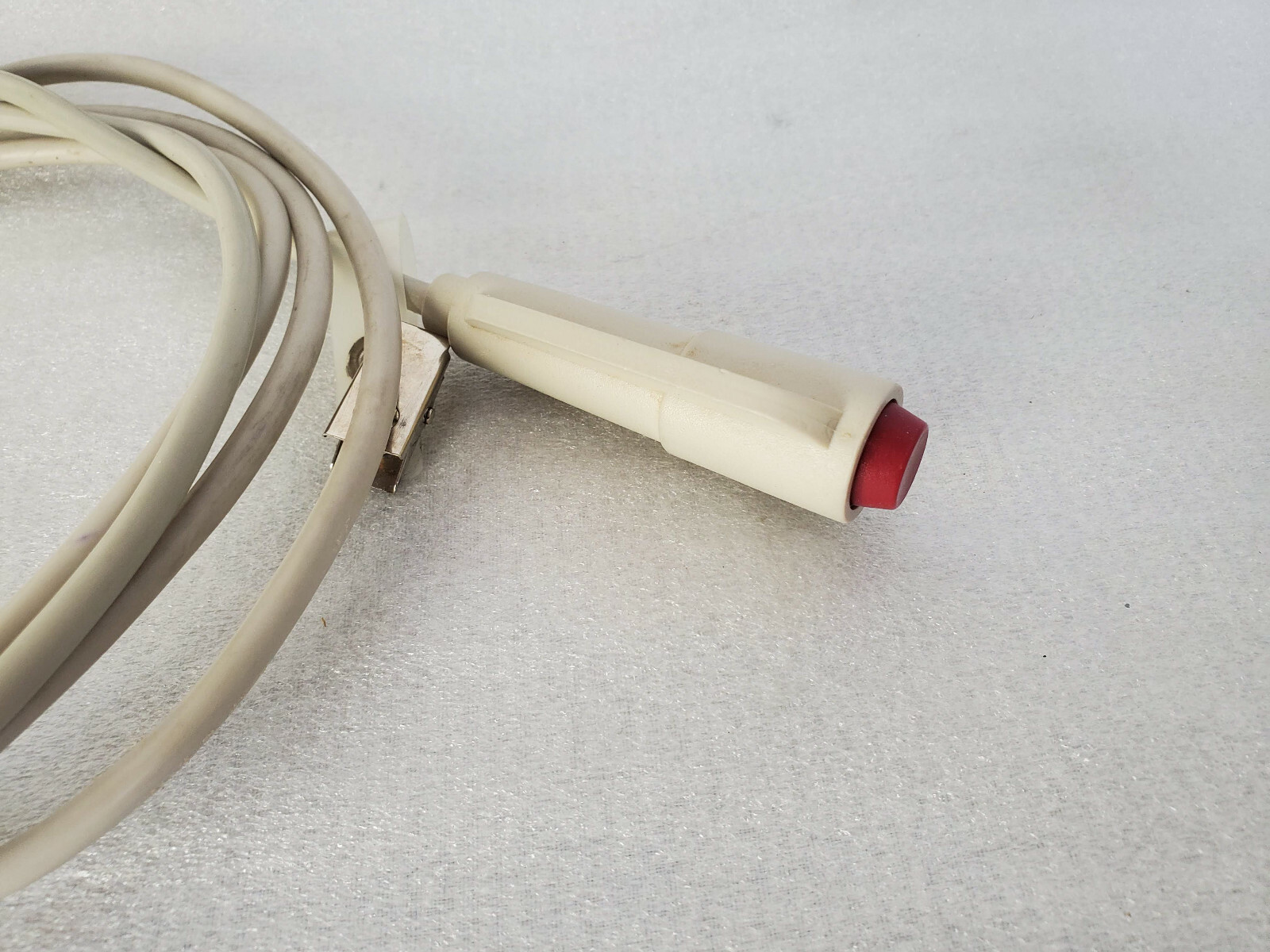 Curbell cc96-983 SIingle Pushbutton Sealed Call Cord 8FT "No Tariffs"